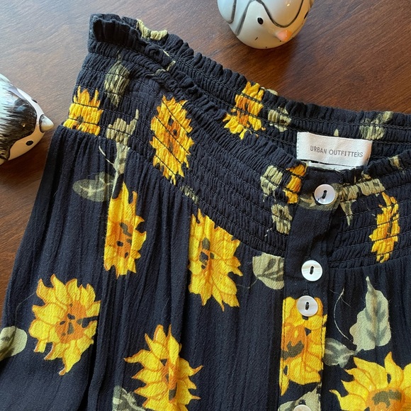 Urban Outfitters Sunflower Button Skirt - Picture 4 of 4